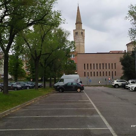 Appartamento Centro Storico Pordenone Exterior foto